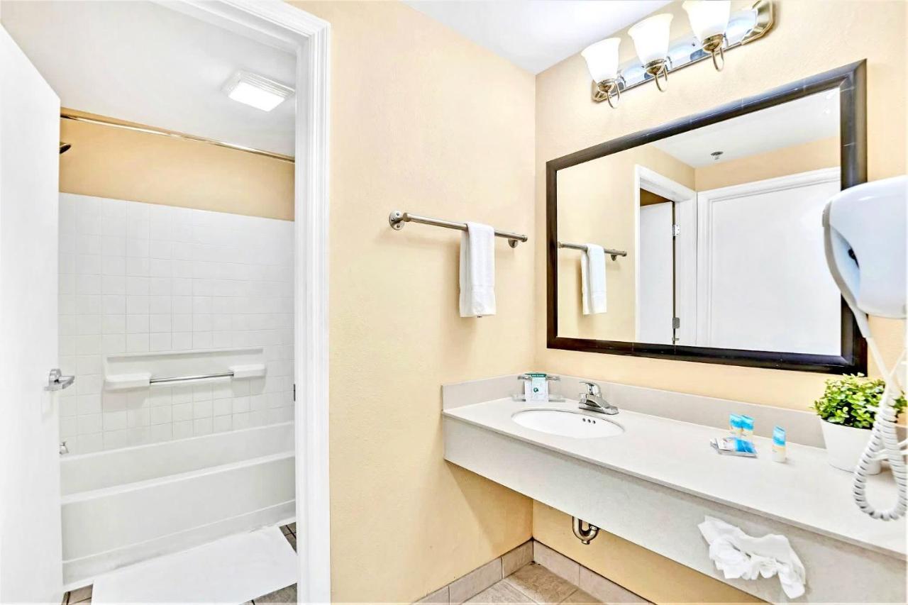 Cozy 1Br With Two Queen Beds - Pool And Hot Tub - Close To Disney Орландо Экстерьер фото